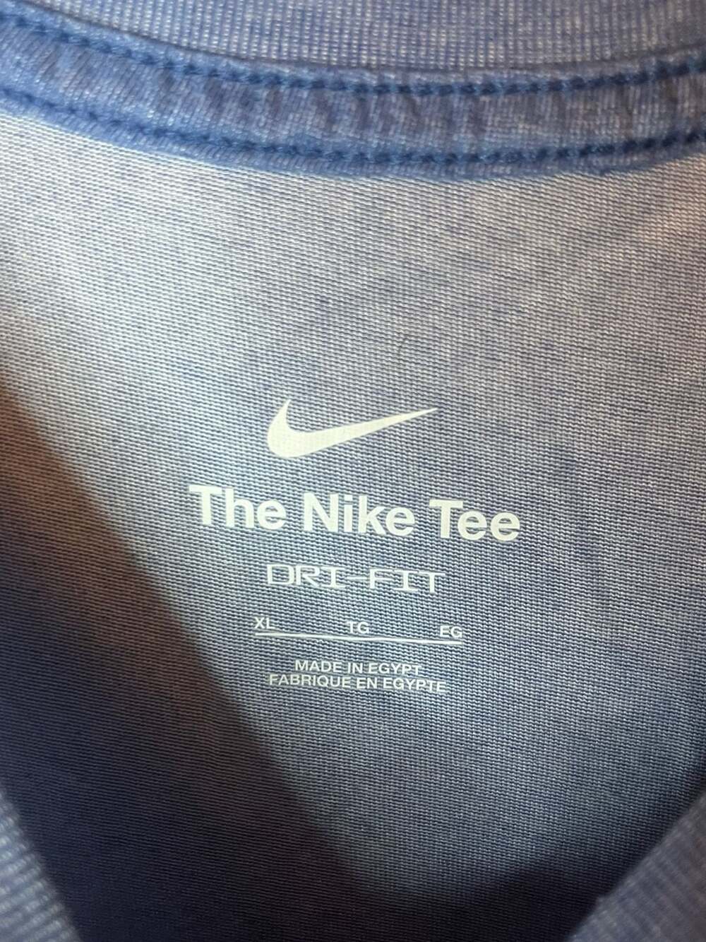 Nike Dri-FIT Training Graphic T-Shirt Light Blue Size XL new with tags $35 - Picture 2 of 5